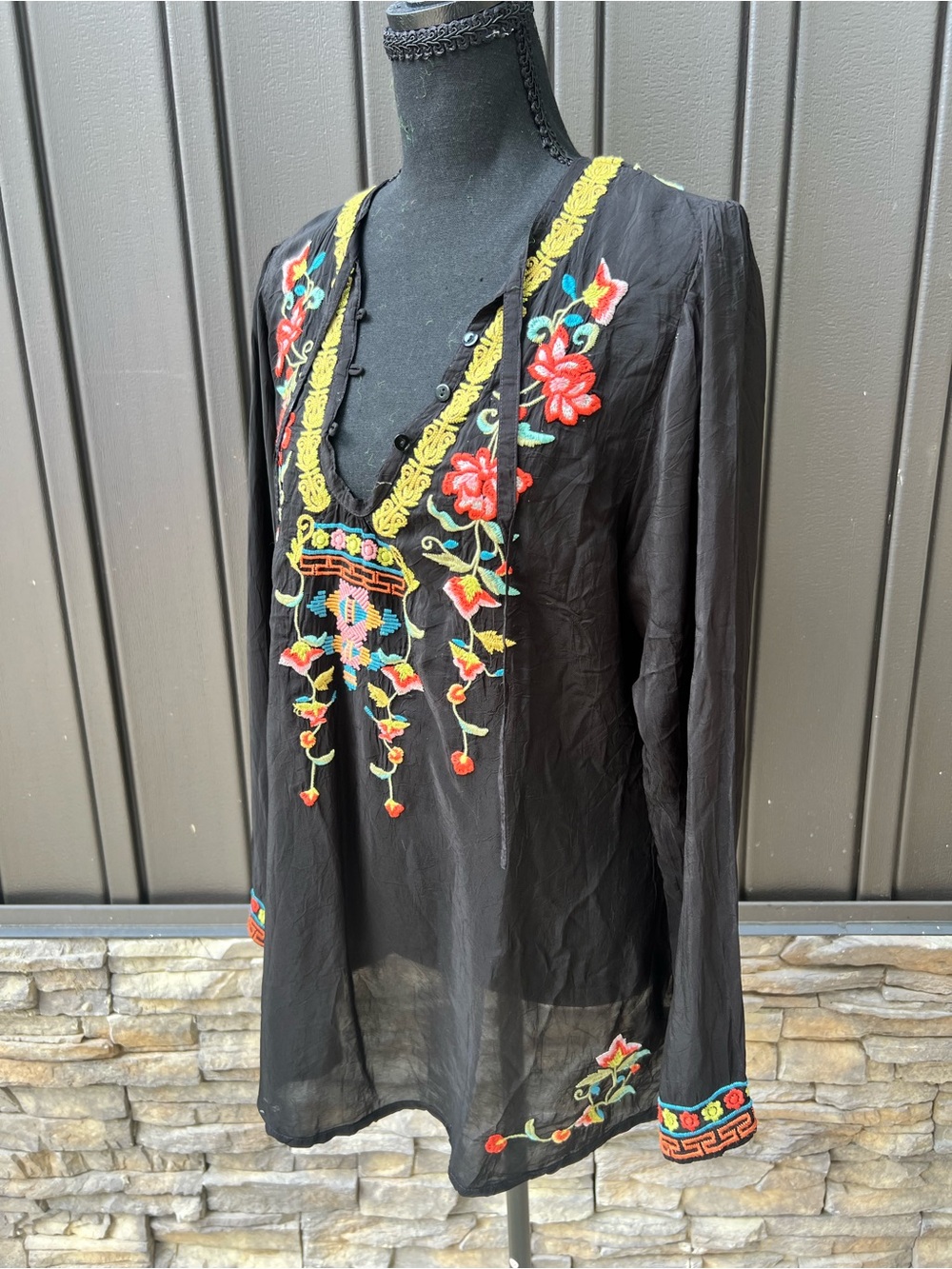 Johnny Was Black Embroidered Boho Tunic with Yellow Trim - Picture 7 of 7